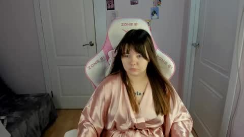 Snapshot of mary_stevenss chatting on January 13, 2025, 8:05 am mary_stevenss online show from January 13, 2025, 8:05 am