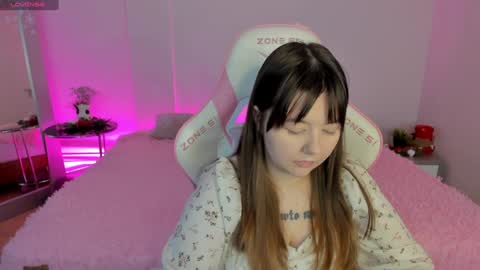 Snapshot of mary_stevenss chatting on January 14, 2025, 8:20 am mary_stevenss online show from January 14, 2025, 8:20 am