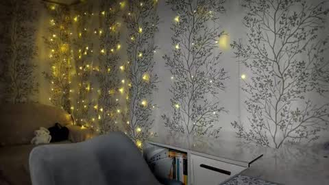 Snapshot of marylou_ chatting on November 10, 2025, 12:04 pm Mary Lou online show from November 10, 2025, 12:04 pm