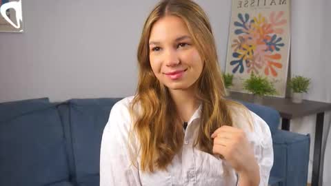 Sunny online show from February 8, 2026, 8:34 pm