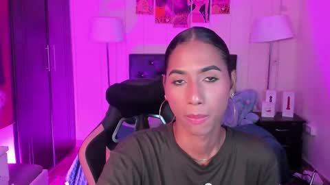 Snapshot of massielhot chatting on February 4, 2026, 5:52 pm massielhot online show from February 4, 2026, 5:52 pm