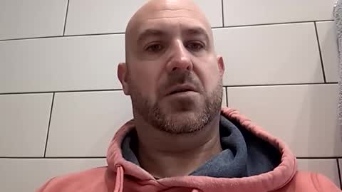 Snapshot of masterclass69er chatting on November 4, 2025, 10:25 am Bob online show from November 4, 2025, 10:25 am