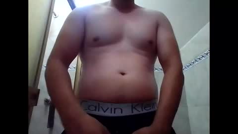 Snapshot of mateo2803 chatting on February 19, 2025, 8:31 pm mateo2803 online show from February 19, 2025, 8:31 pm