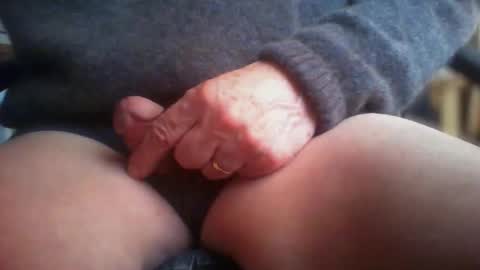 Maturedaddi online show from February 11, 2026, 11:04 am