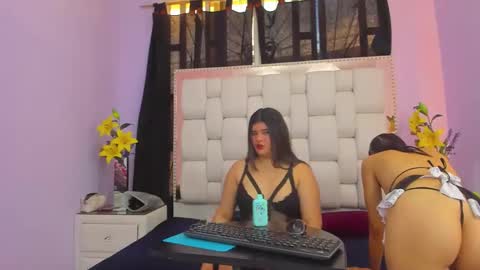 Snapshot of mavyandelizabeth chatting on November 13, 2025, 1:32 pm MavyANDElizabeth online show from November 13, 2025, 1:32 pm