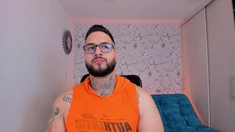 max D. online show from February 15, 2026, 1:41 pm