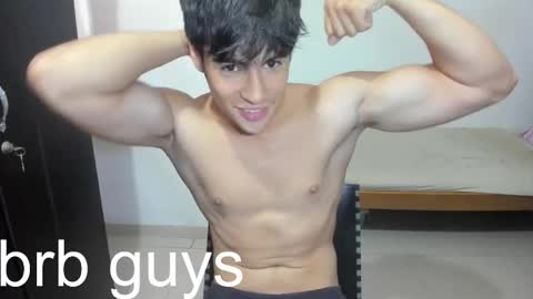 Snapshot of max_miller66 chatting on December 1, 2025, 11:32 pm Max online show from December 1, 2025, 11:32 pm