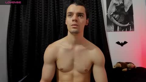 Snapshot of maxi_styles chatting on December 11, 2024, 11:21 pm Alex online show from December 11, 2024, 11:21 pm