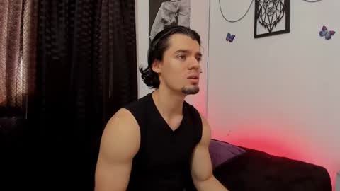 Snapshot of maxi_styles chatting on January 22, 2025, 5:38 pm Alex online show from January 22, 2025, 5:38 pm