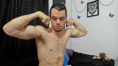 Snapshot of maxi_styles chatting on January 25, 2025, 4:23 am Alex online show from January 25, 2025, 4:23 am