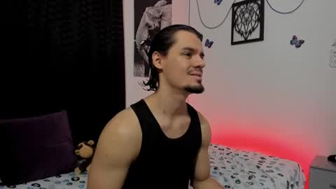 Snapshot of maxi_styles chatting on March 2, 2025, 5:54 am Alex online show from March 2, 2025, 5:54 am