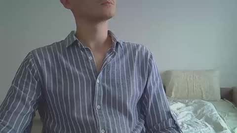 maxrelax90 online show from November 2, 2025, 10:06 am