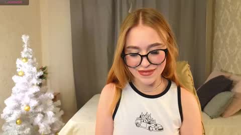 Snapshot of maya_lolly chatting on December 18, 2024, 3:22 pm Maya online show from December 18, 2024, 3:22 pm