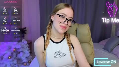 Snapshot of maya_lolly chatting on January 14, 2025, 4:29 pm Maya online show from January 14, 2025, 4:29 pm