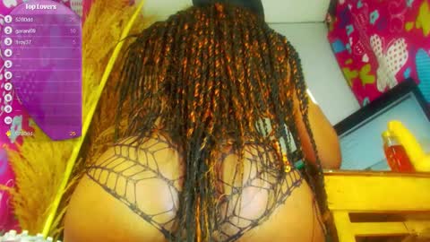 Snapshot of mayo_771804 chatting on December 14, 2024, 9:29 am Karol black18 online show from December 14, 2024, 9:29 am