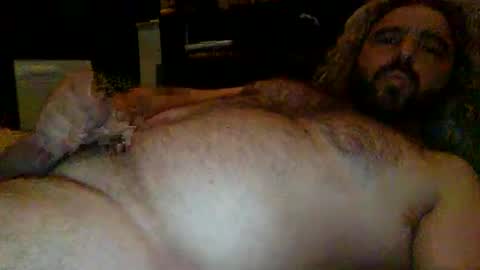 mazl0w online show from February 3, 2025, 3:06 pm