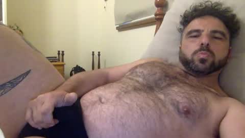 mazl0w online show from October 3, 2025, 7:49 am