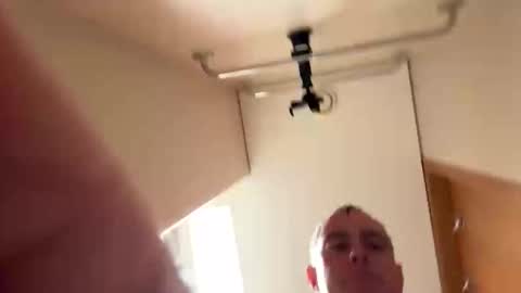 Snapshot of meau_lest chatting on February 10, 2026, 2:15 am Meau Lest online show from February 10, 2026, 2:15 am