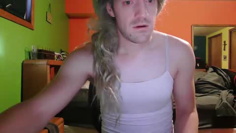 Snapshot of meganfitzy chatting on January 19, 2025, 3:42 pm GlamTransGoddess online show from January 19, 2025, 3:42 pm