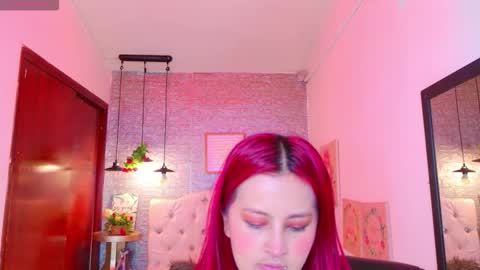 Meghan online show from November 6, 2025, 2:56 am