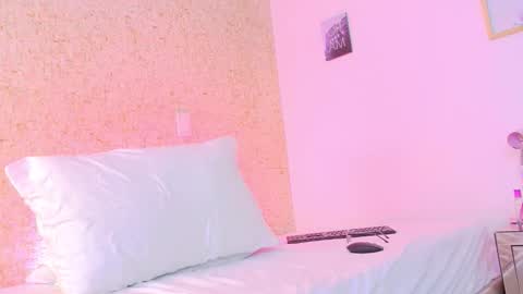 MelissaSam online show from September 9, 2025, 12:37 pm