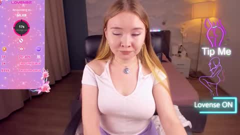 Snapshot of mellisa_nets chatting on October 31, 2025, 4:57 am Mellisa online show from October 31, 2025, 4:57 am