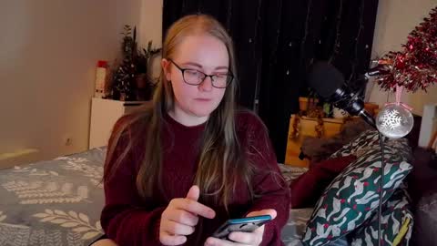 Mary  online show from January 2, 2025, 11:16 pm