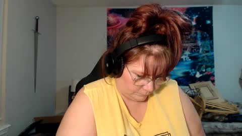 Snapshot of metalshop chatting on December 6, 2024, 5:31 am Mommy Jaxx online show from December 6, 2024, 5:31 am