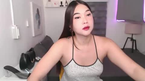 Meycee online show from March 2, 2026, 2:03 am