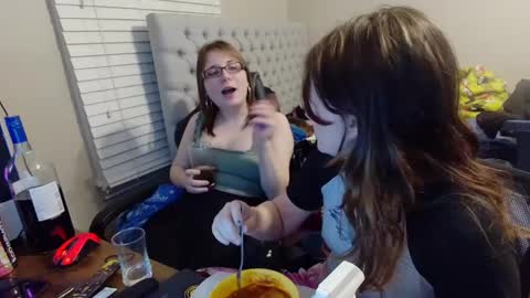 Snapshot of meyou4962 chatting on February 26, 2025, 8:37 am peanut online show from February 26, 2025, 8:37 am