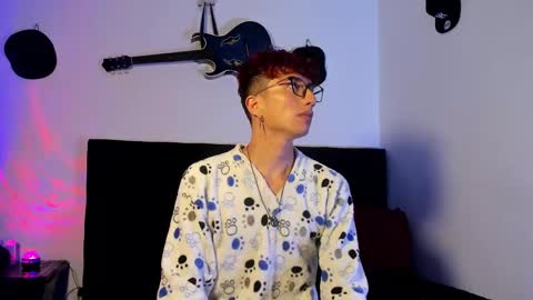 Snapshot of mhatias_ chatting on February 17, 2026, 3:58 am MATHIAS online show from February 17, 2026, 3:58 am