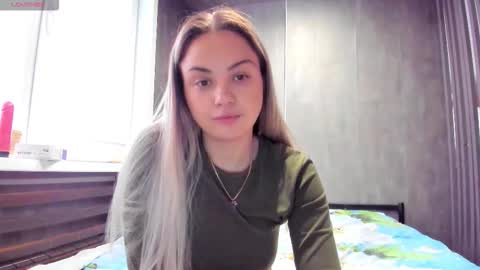 Mia online show from February 2, 2026, 2:54 am