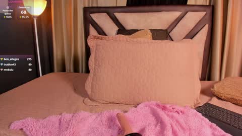 Mia Baker  online show from January 9, 2025, 2:54 am