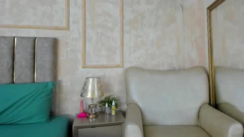 Miaasummer online show from February 26, 2026, 11:20 am