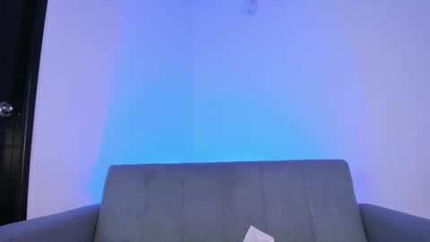 miah new independent model acount online show from February 28, 2026, 12:55 am