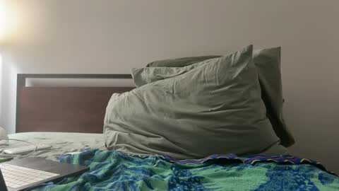 Snapshot of miamifit chatting on February 5, 2026, 7:35 am miamifit online show from February 5, 2026, 7:35 am