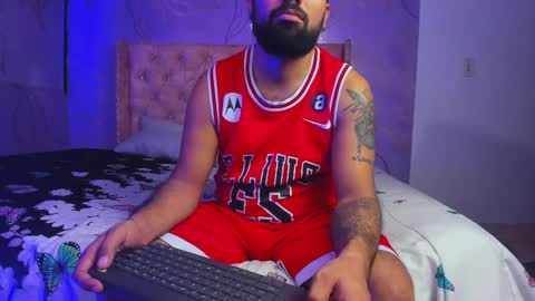 Snapshot of michaell_twink chatting on March 12, 2025, 1:14 am Michaell online show from March 12, 2025, 1:14 am