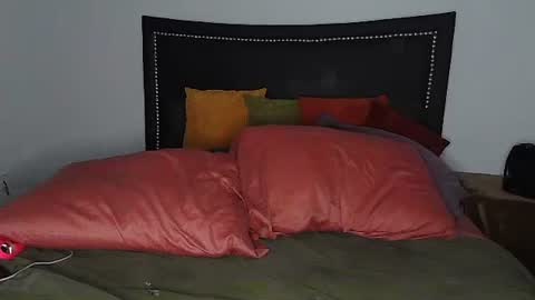 Snapshot of michelle32vandiver chatting on February 12, 2025, 1:41 am carmen savaged online show from February 12, 2025, 1:41 am