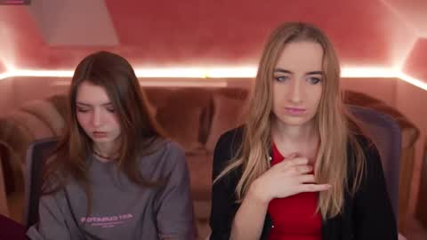 Snapshot of michelleinlove4u chatting on March 4, 2025, 11:40 am Michelle online show from March 4, 2025, 11:40 am