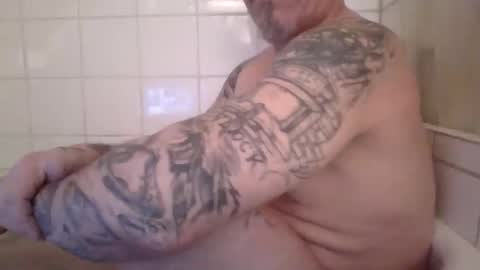 middle123456783939 online show from February 25, 2026, 4:33 am