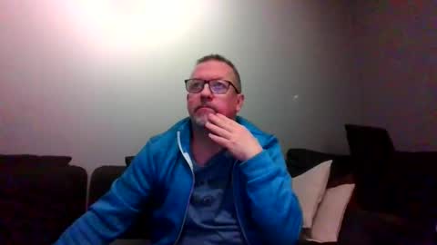 Snapshot of middleton2021 chatting on February 16, 2026, 9:33 pm middleton2021 online show from February 16, 2026, 9:33 pm