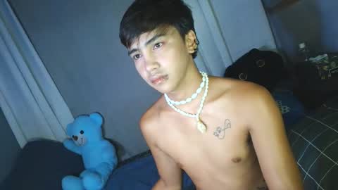 Kitty online show from November 17, 2025, 4:46 pm