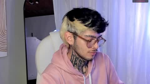 MIHAIL LEROY finally independent model online show from December 18, 2024, 10:13 pm