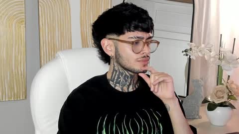 MIHAIL LEROY finally independent model online show from January 22, 2025, 2:26 am