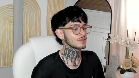 MIHAIL LEROY finally independent model online show from January 23, 2025, 11:47 pm