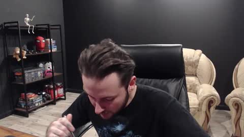 Misha Winchester online show from December 4, 2025, 10:35 am