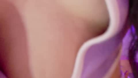 Mia online show from January 14, 2026, 11:05 am