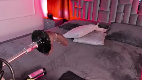 Snapshot of miiaamonroee chatting on February 20, 2026, 6:26 am Mia Monroe online show from February 20, 2026, 6:26 am