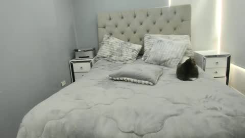 Snapshot of miiss_samantha chatting on February 17, 2026, 8:48 pm miiss_samantha online show from February 17, 2026, 8:48 pm