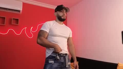 Snapshot of mike_savage3 chatting on January 16, 2026, 12:20 pm Mike online show from January 16, 2026, 12:20 pm